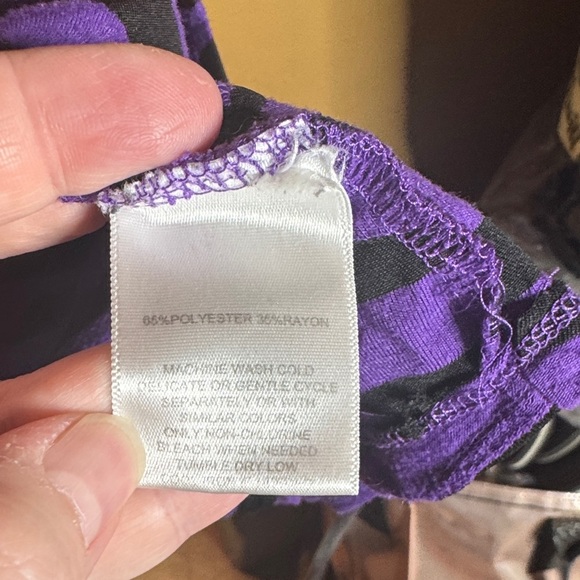 Vintage Sag Harbor Purple and Black Textured Embroidered Cardigan Blazer Size 1X - Picture 5 of 9